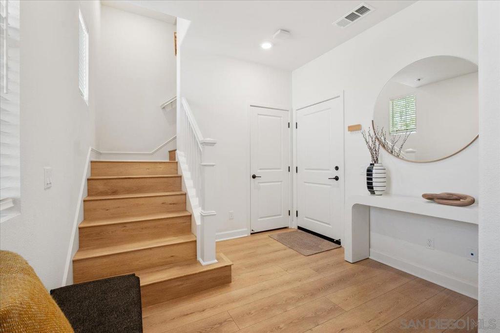 MLS #250038081SD image #16