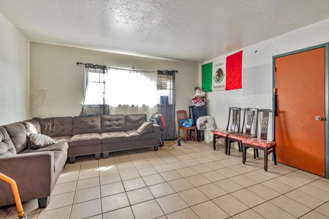 748 Clara Street, Oakland CA: https://media.crmls.org/mediaz/b4036cc5-e117-46f6-8e24-f6d847e7ec9e.jpg