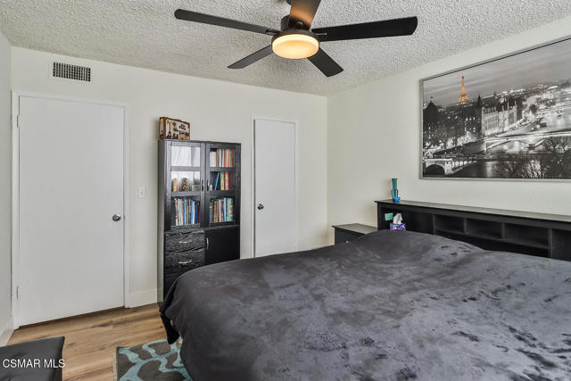 5429 Newcastle Avenue, Encino CA: https://media.crmls.org/mediaz/b403fcd8-b63a-44c9-9399-ceef1b76e384.jpg