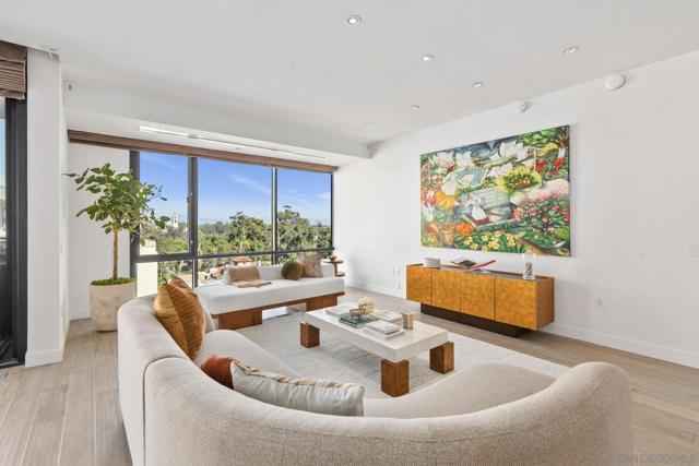 2604 5th Ave, San Diego CA: https://media.crmls.org/mediaz/b404189d-d5d9-431e-ab13-35b8a7e1771d.jpg