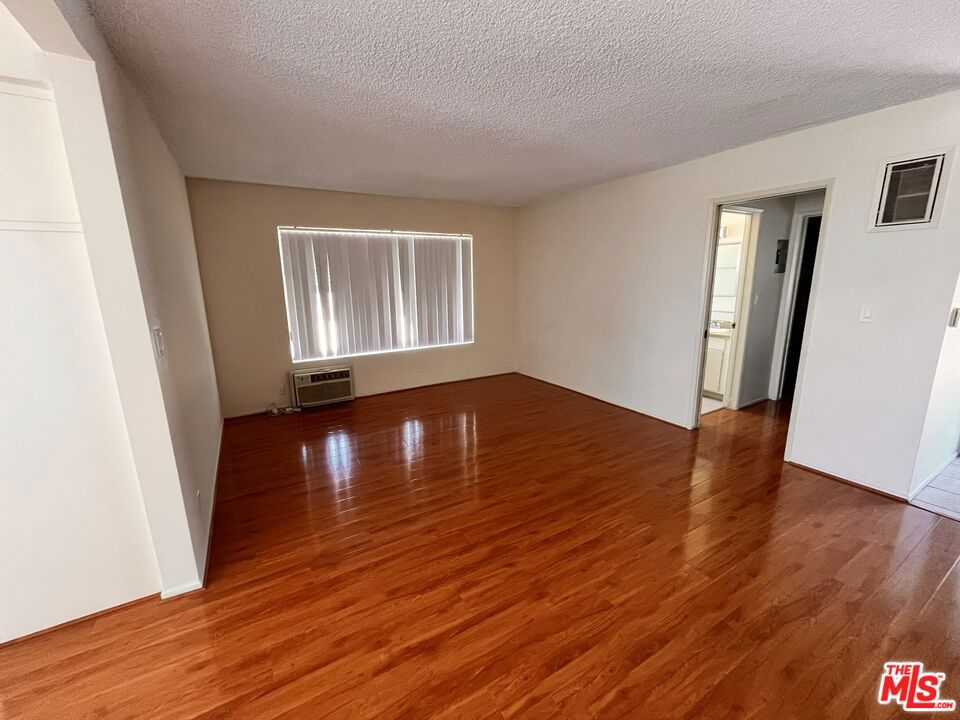 MLS #26988503 image #25