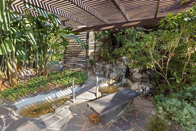 Detail Gallery Image 12 of 61 For 1520 via Rancho Pkwy, Escondido,  CA 92029 - 3 Beds | 3 Baths