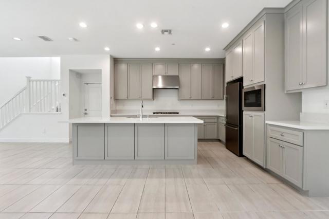 1363 S Shields Avenue, Mountain House CA: https://media.crmls.org/mediaz/b404bfbb-ae14-4185-997e-7a46478b0a30.jpg