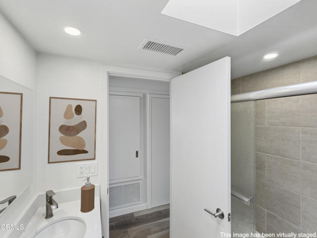 Detail Gallery Image 24 of 51 For 61 B Redwood Ave, Ventura,  CA 93003 - 2 Beds | 1 Baths