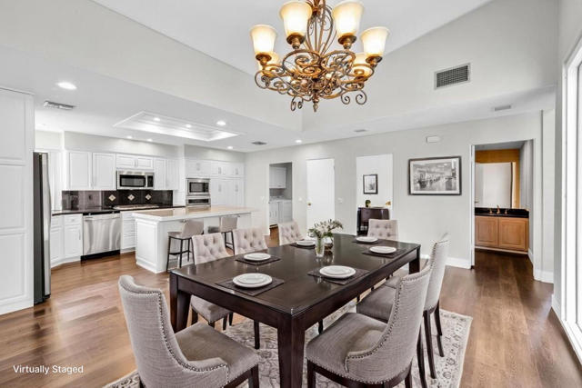 45 Lincoln Place, Rancho Mirage CA: https://media.crmls.org/mediaz/b406cf9c-9572-4c7a-9919-2f147b21c2ff.jpg