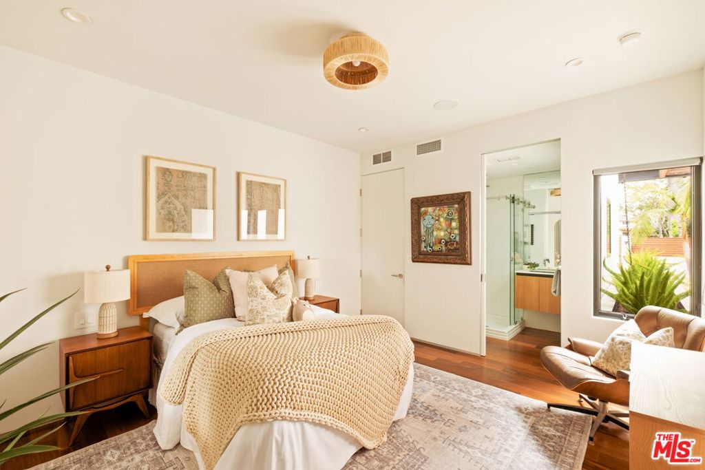 4951 Nagle AvenueSherman Oaks img 38