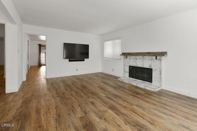 Detail Gallery Image 12 of 31 For 1129 Glenbridge Cir, Westlake Village,  CA 91361 - 2 Beds | 2 Baths