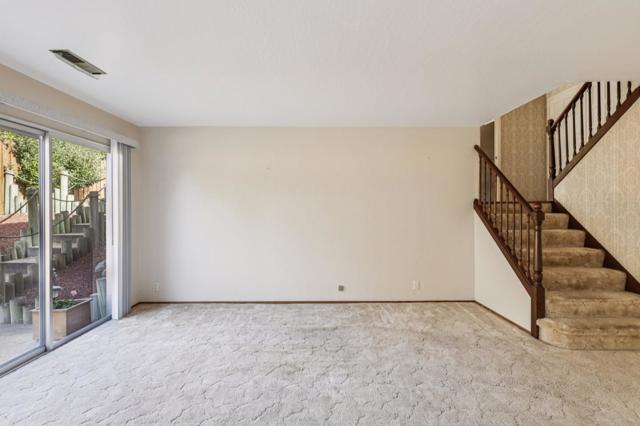908 Park Pacifica Avenue, Pacifica CA: https://media.crmls.org/mediaz/b4092cdd-6cb4-47e4-87d5-07a04b72d670.jpg