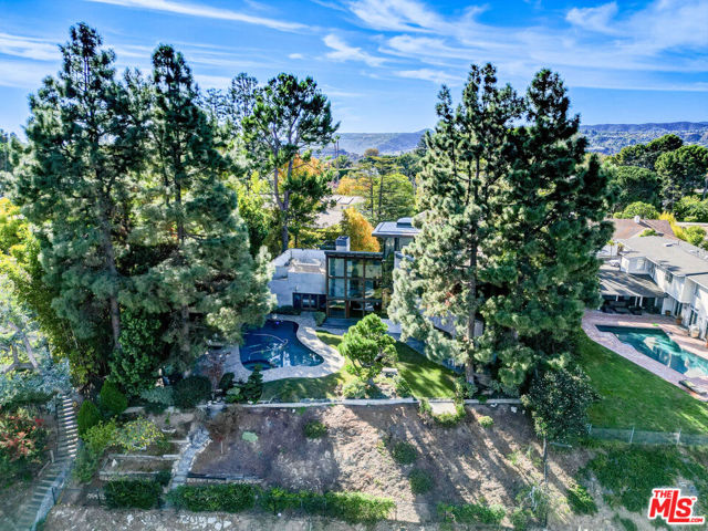 Drew Fenton | 2238 Stradella Road Los Angeles CA | MLS: 7146922