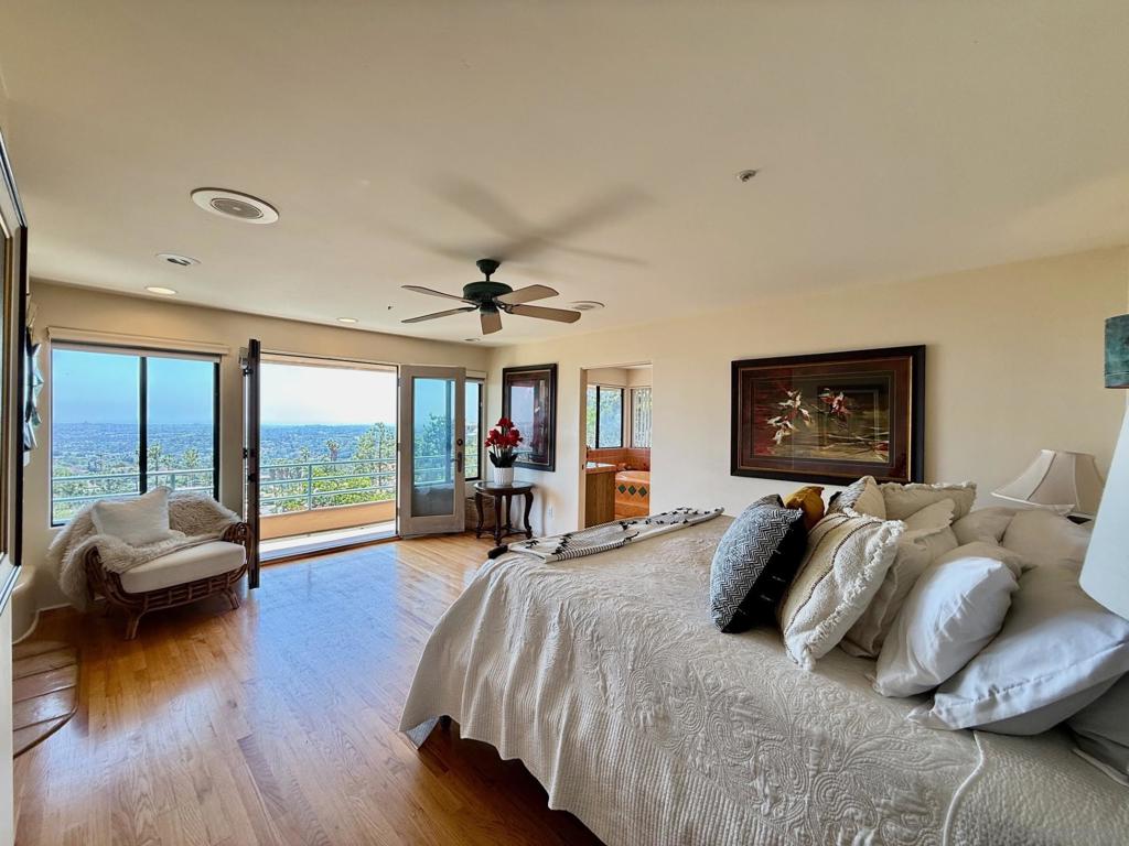 MLS #250029610SD image #30