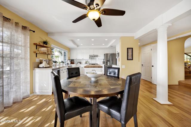 4022 Avenida Verano, Thousand Oaks CA: https://media.crmls.org/mediaz/b40a8cc2-868c-433c-9052-f06b3294ae12.jpg