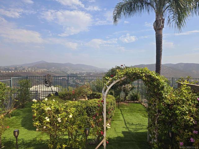 Image 6 of 22 For 10948 Ivy Hill Dr  6