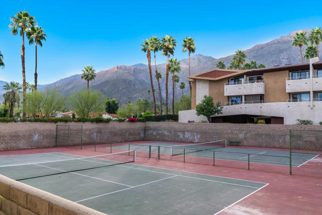 Image 10 of 13 For 471 Calle El Segundo C13