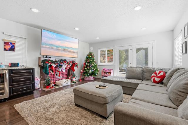 Detail Gallery Image 16 of 42 For 25252 Misty Ridg, Mission Viejo,  CA 92692 - 4 Beds | 2/1 Baths