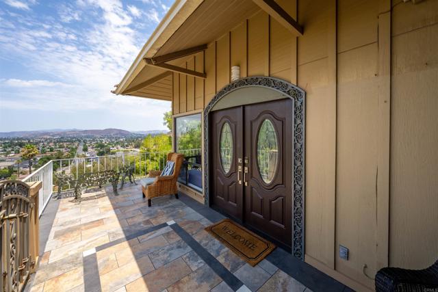 1135 OLD CHASE AVENUE, El Cajon CA: https://media.crmls.org/mediaz/b40d1ab6-3b94-4e9e-a7dc-2b7b72207b0b.jpg