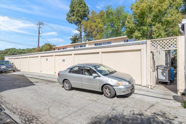 Image 10 of 17 For 3212 Rolison Road