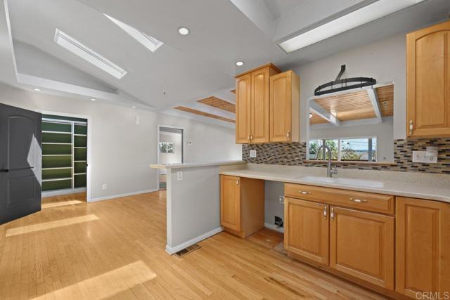 Detail Gallery Image 15 of 61 For 6929 Wyoming Ave, La Mesa,  CA 91942 - 3 Beds | 2/1 Baths