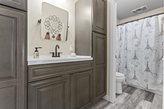 1209 Morgan Hill Drive, Chula Vista CA: https://media.crmls.org/mediaz/b41065d1-ec36-4844-9f2a-55550e30e98c.jpg