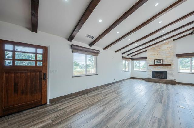 10883 Assisi Way, Salinas CA: https://media.crmls.org/mediaz/b410d249-bf42-4755-a7f2-d8ae84532df6.jpg