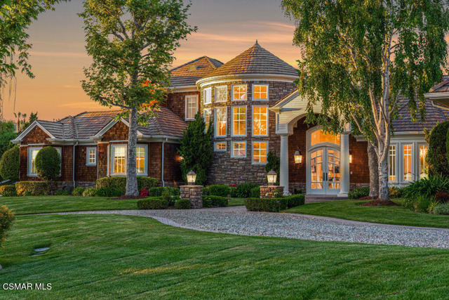 1816 Brittany Park Road, Camarillo CA: https://media.crmls.org/mediaz/b41129a0-de84-4327-a79c-2dc9eb4b1aea.jpg