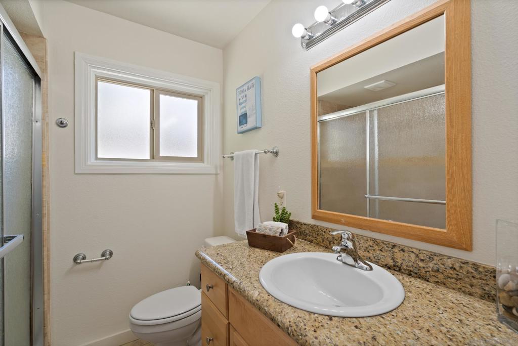 647 Loring - photo 12