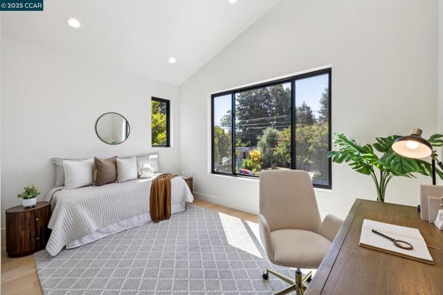 1270 64th St, Emeryville CA: https://media.crmls.org/mediaz/b411dff8-77bf-4760-92bb-c96312f83a0a.jpg