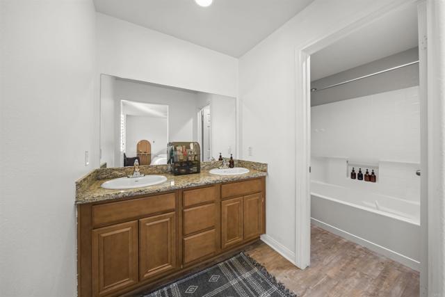 Detail Gallery Image 8 of 32 For 231 Vermont Ct, El Cajon,  CA 92020 - 3 Beds | 2 Baths