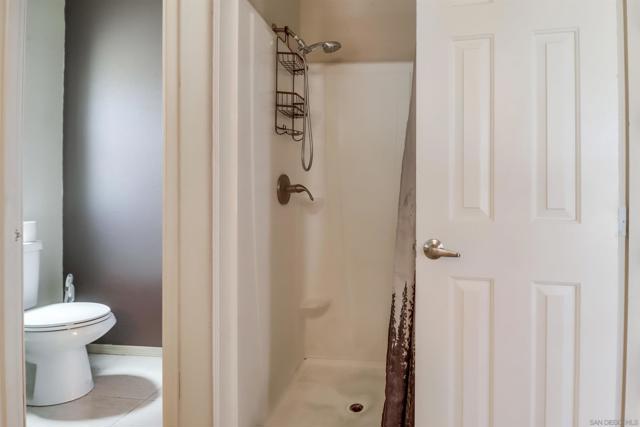 1696 Mary Joe Ln, Boulevard CA: https://media.crmls.org/mediaz/b412610a-eb3c-4d6e-86a8-e9f907a3c2d6.jpg