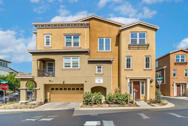 5743 Oceanspray Road, Newark CA: https://media.crmls.org/mediaz/b412a673-0838-44d7-99a3-eb60277eb3ef.jpg