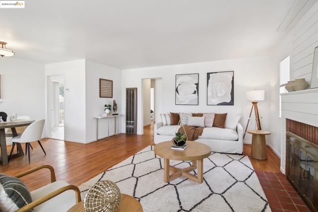 1881 Dolly Ave, San Leandro CA: https://media.crmls.org/mediaz/b4133bf4-1707-458f-a3dc-252e9354b909.jpg