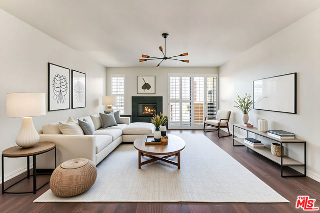 235 S Tower Drive, Beverly Hills CA: https://media.crmls.org/mediaz/b414c166-7c8f-4bb7-adf5-f0ccdc9415e9.jpg