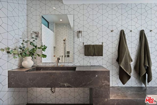 1933 Redcliff Street, Los Angeles CA: https://media.crmls.org/mediaz/b4151fca-f67e-4f7c-a7c6-a5d3debe9e37.jpg