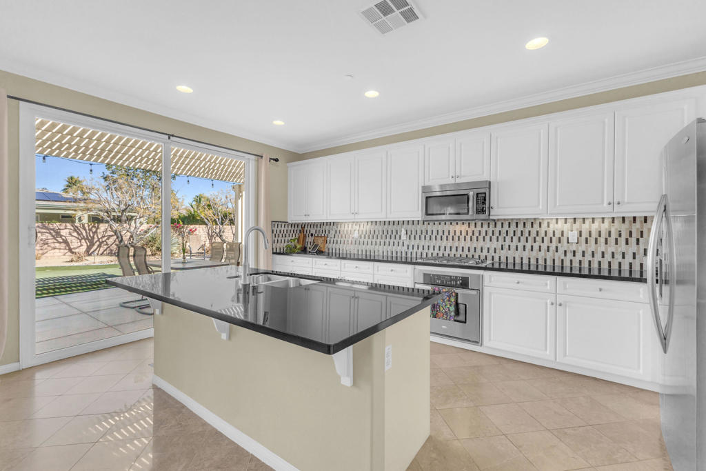 MLS #219139937DA image #7