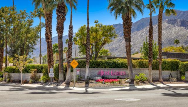 1254 Tiffany Circle N Circle, Palm Springs CA: https://media.crmls.org/mediaz/b416a990-1518-4e45-bc3f-7ca2787b7029.jpg