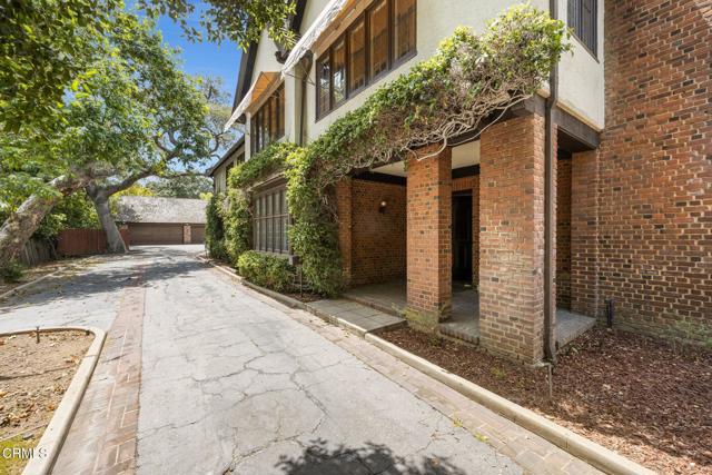 Detail Gallery Image 17 of 19 For 1245 Oak Grove Ave, San Marino,  CA 91108 - 9 Beds | 4/1 Baths