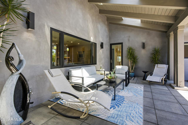6 Bed Home for Sale in Newbury Park, California