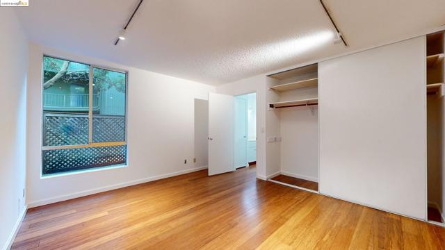 Image 10 of 17 For 2700 Le Conte Ave  201