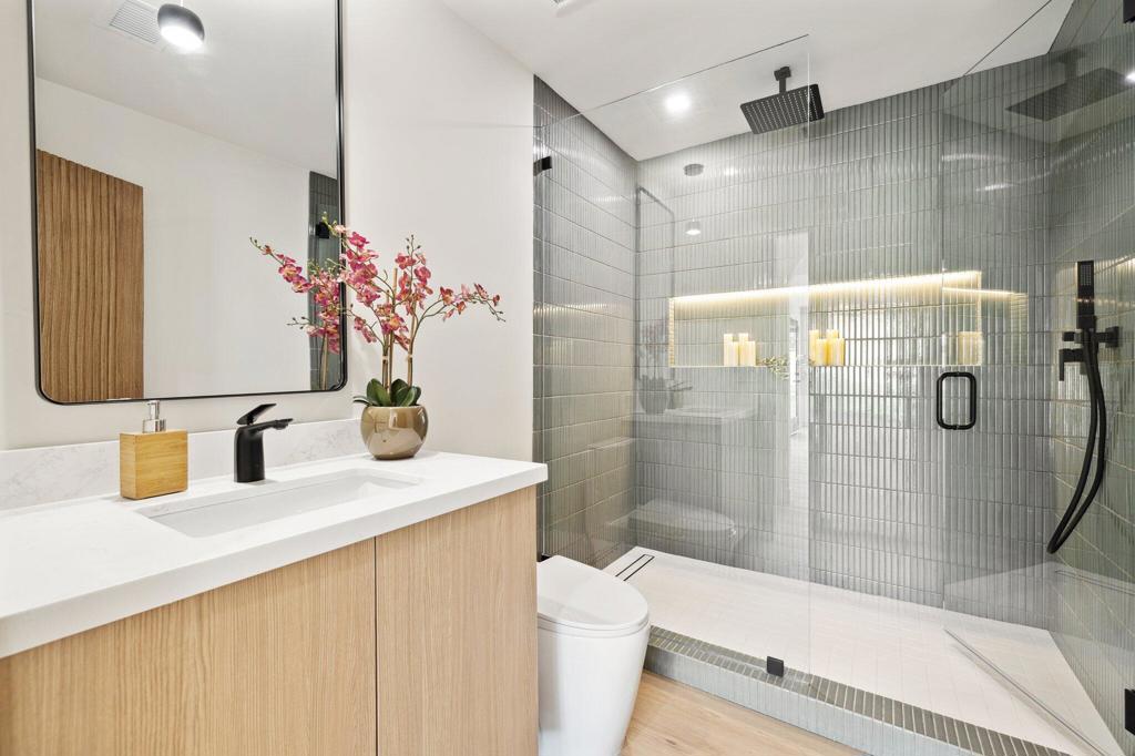 MLS #219135896DA image #19