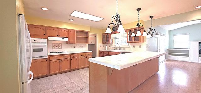 Detail Gallery Image 5 of 21 For 25875 Coombe Hill Dr, Menifee,  CA 92586 - 3 Beds | 2 Baths
