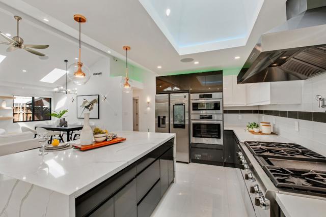 104 Oak Park Drive, Los Gatos CA: https://media.crmls.org/mediaz/b41bf6a4-4add-44d1-9c09-c798572706e6.jpg