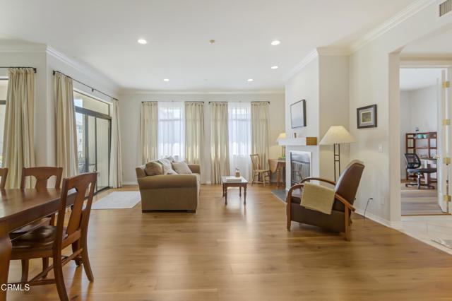 748 Locust Street, Pasadena CA: https://media.crmls.org/mediaz/b41eb94e-281e-448e-b43f-8c87d5df9c7f.jpg