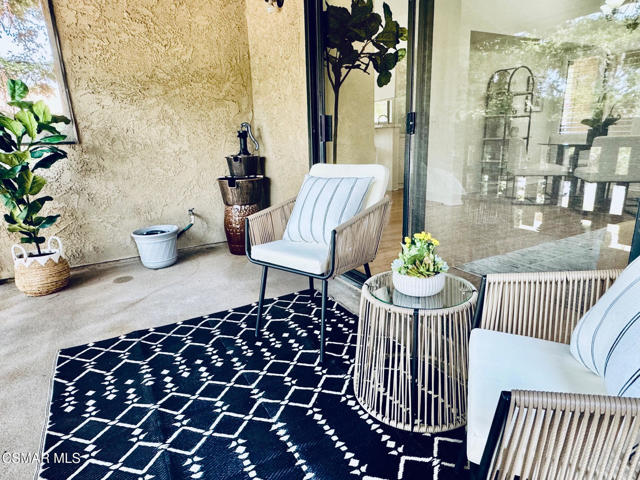 769 Birchpark Circle, Thousand Oaks CA: https://media.crmls.org/mediaz/b41fd138-f813-42d6-8d86-b16c928ab789.jpg