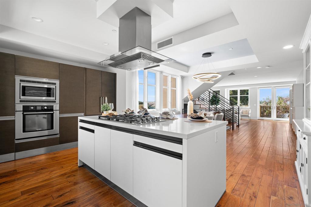 215 2nd St - photo 5
