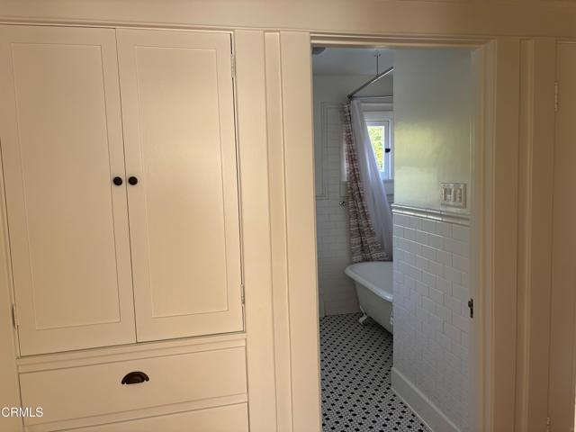 Detail Gallery Image 14 of 25 For 3128 Mills Ave, Glendale,  CA 91214 - 1 Beds | 1/1 Baths