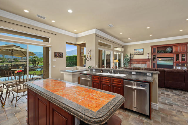 81655 Brown Deer, La Quinta CA: https://media.crmls.org/mediaz/b4242a86-ecc5-4be4-b21b-4e30a8862304.jpg