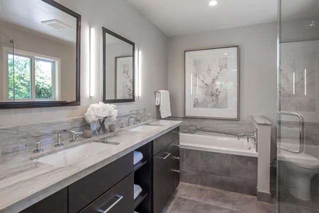 13038 Vista Del Valle Court, Los Altos Hills CA: https://media.crmls.org/mediaz/b4261e6a-8ef2-4490-9f56-d91cde57d145.jpg