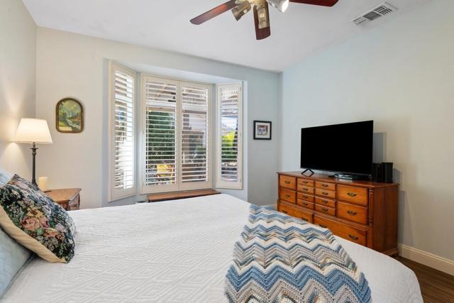 37395 Purple Shadow Road, Palm Desert CA: https://media.crmls.org/mediaz/b426eee3-c85f-439a-9d66-d50c68a961f7.jpg