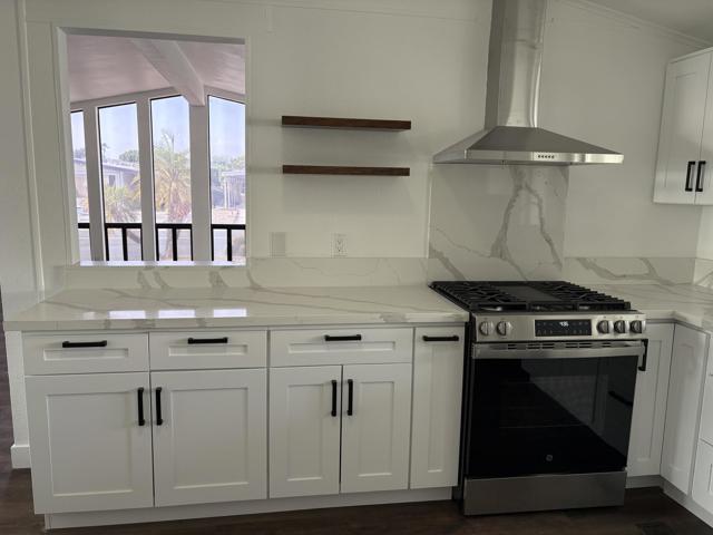 73851 Desert Greens S Drive, Palm Desert CA: https://media.crmls.org/mediaz/b42793ed-86e5-4136-8781-db37db953d80.jpg