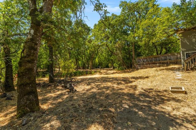 161 Los Trancos Circle, Portola Valley CA: https://media.crmls.org/mediaz/b427fd30-cb9e-4426-8b89-f9f898a33388.jpg