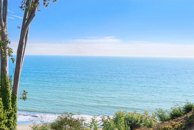 325 Kingsbury Drive, Aptos CA: https://media.crmls.org/mediaz/b4282edc-a8d1-4b46-a3bc-b83548dee3e3.jpg